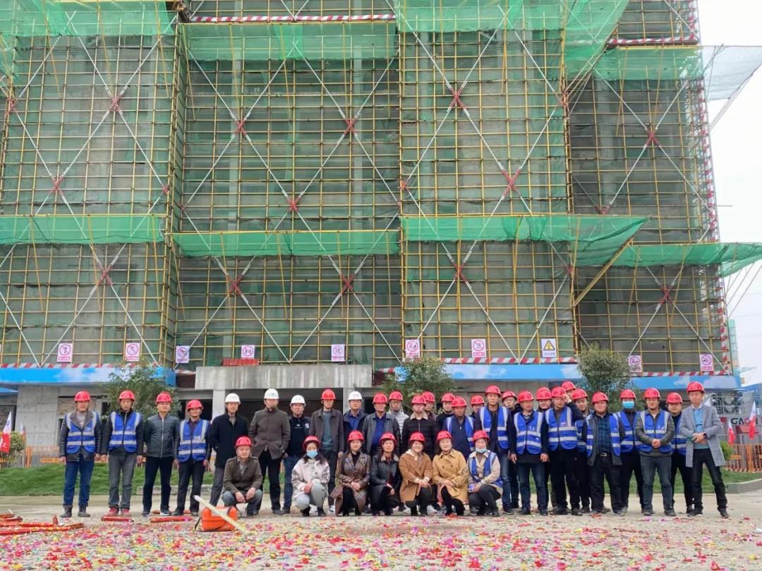 【建投·漆园悦府】荣耀封顶、砥砺前行——热烈祝贺建投漆园悦府项目1#、2#楼顺利封顶